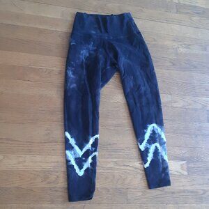Electric & Rose Black and White tie dye legging